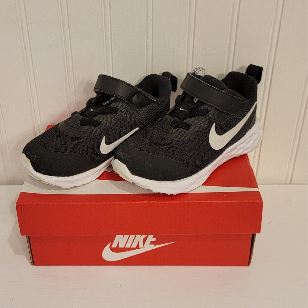 Toddler Nike Revolution shoes